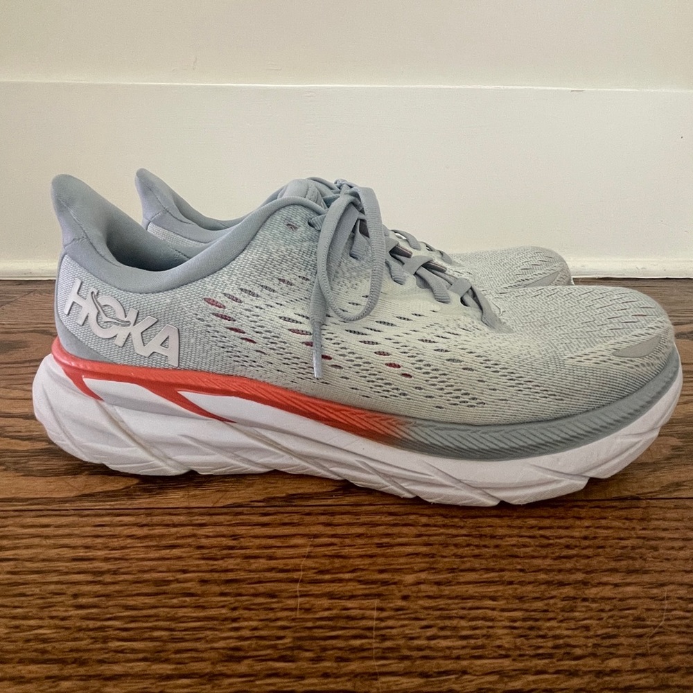 Hoka Clifton 8 Women’s Size 8W